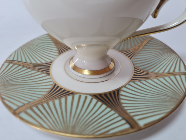 Johann Seltmann Vohenstraub Bavaria Винтажная чайная пара в зеленых тонах с позолотой, Германия, 1960-70гг.