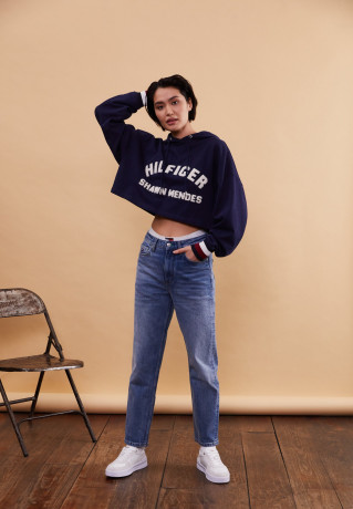 Tommy Hilfiger THxSM CROP GRAPHIC HOODIE Sweatshirt carbon navy THxSM CROP GRAPHIC HOODIE Толстовка углеродный флот