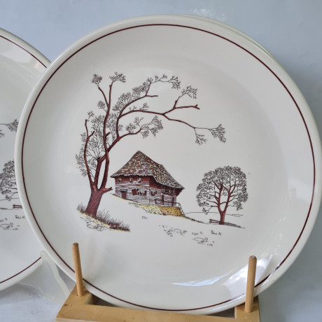 Набор тарелок винтажный ISG с изображением дома в лесу, фарфор, 6 шт., 25 x 2,5 см, Италия, 1960-70гг.