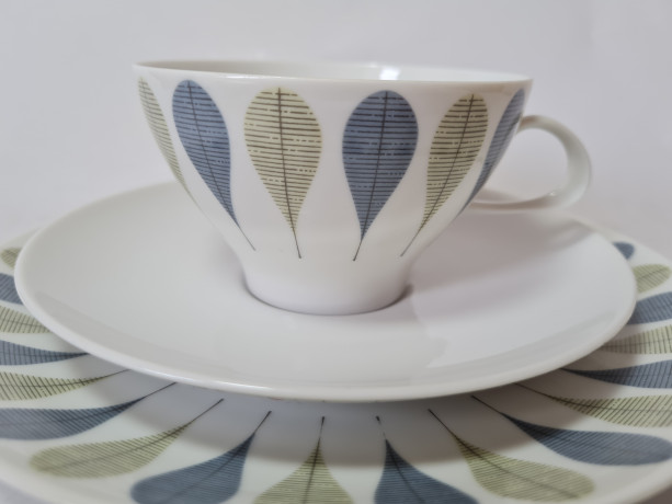 Thomas Винтажное чайное фарфоровое трио "Листья" в зелено-синих тонах, Германия, 1960-70гг.