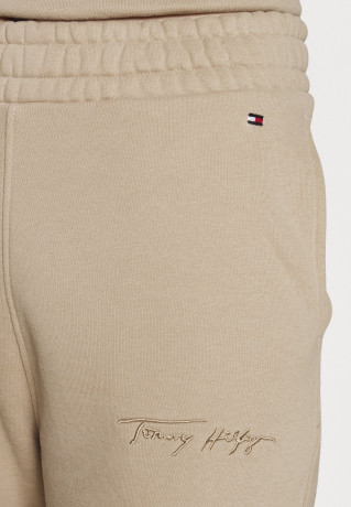 Tommy Hilfiger REGULAR SCRIPT  Tracksuit bottoms beige ОБЫЧНЫЙ СЦЕНАРИЙ Низ спортивного костюма бежевый