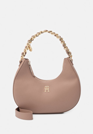 Tommy Hilfiger Handbag oat milk сумочка овсяное молоко
