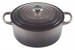 Le Creuset LE CREUSET Br\u00e4ter rund Flint SIGNATURE anthrazit LE CREUSET Br&amp;gt;4ter round Flint SIGNATURE