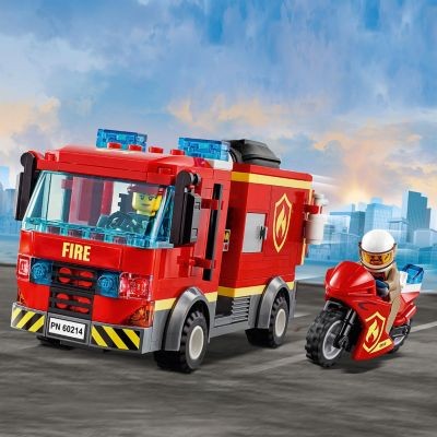 LEGO LEGO City 60214 Feuerwehreinsatz im Burger-Restaurant LEGO City 60214 Пожарная команда ресторана гамбургеров