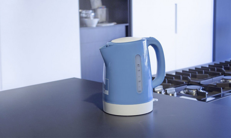 Pantone Universe Pantone Universe Wasserkocher PANTONE Deep Ocean Wasserkocher 1,7 L Чайник Pantone Universe Чайник PANTONE Deep Ocean 1,7 л