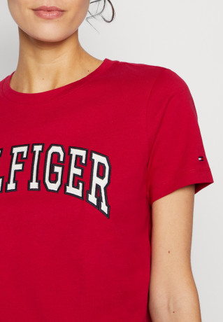 Tommy Hilfiger VARISTY HILFIGERC Print T-shirt royal berry VARISTY HILFIGERC Футболка с принтом королевская ягода
