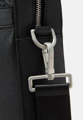 Tommy Hilfiger CENTRAL SLIM COMPUTER BAG UNISEX Briefcase black CENTRAL SLIM СУМКА ДЛЯ КОМПЬЮТЕРА УНИСЕКС Портфель черный
