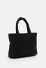 Tommy Hilfiger CHIC NYLON TOTE Tote bag black CHIC NYLON TOTE Сумка-тоут черный