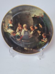 Hutschenreuther Декоратинвая тарелка "Урок вышивания" номерная 8119В, 20см, художник Vaulier, Германия, 1990г