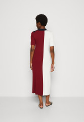 Tommy Hilfiger COLOUR BLOCK POLO DRESS Jumper dress desert sky/rouge/ecru ПЛАТЬЕ-ПОЛО COLOR BLOCK Платье-джемпер небо пустыни/румяна/экрю