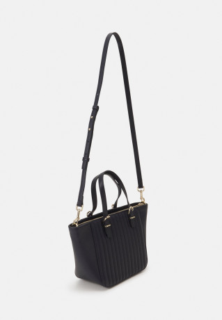 Tommy Hilfiger TIMELESS SMALL TOTE QUILTED Handbag space blue TIMELESS SMALL TOTE SQUILTED Сумка космический синий