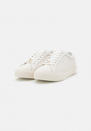 Tommy Hilfiger MONOGRAM  Trainers ecru МОНОГРАММА кроссовки экрю