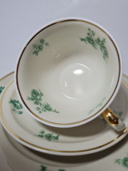 Zeh Scherzer Bavaria Винтажное чайное трио &quot;Зеленые цветы&quot; с позолоченным ободком, Германия, 1960-70гг.