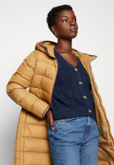 Tommy Hilfiger CL SORONA  Winter coat countryside khaki CL SORONA Зимнее пальто загородный хаки