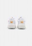 Nike Sportswear AIR MAX VERONA Sneaker low mystic stone/pink blast/olive grey/light bone/lucky green AIR MAX VERONA Низкие кроссовки женские мистический камень/розовый взрыв/оливково-серый/светлая кость/счастливый зеленый