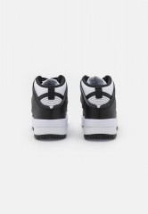 Nike Sportswear WMNS DUNK HIGH UP Sneaker high white/black/dark smoke grey WMNS DUNK HIGH UP Высокие кроссовки женские белый/черный/темно-серый дым