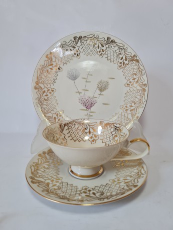 Bareuther Винтажное Чайное трио "Флора" и обильным позолоченным узором, Германия, 1960-70гг.