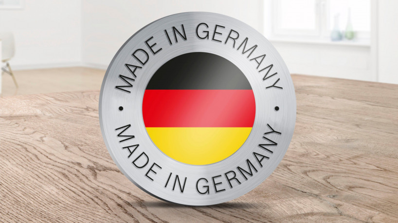 BOSCH BOSCH Akku-Stielstaubsauger Unlimited BKS611MTB, beutellos, besonders leicht nur 2,3 kg schwer  Беспроводной пылесос BOSCH Unlimited BKS611MTB, без мешка, очень легкий всего 2,3 кг