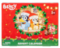 BLUEY Adventskalender 2026 mit Mini-Spielfiguren S13, 4 Figuren, 15 Accessoires und 5 Sticker, Bluey Адвент-календарь 2026 с мини-фигурками, аксессуарами и наклейками, 24 сюрприза