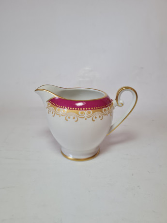 Hutschenreuther Arzberg Bavaria Набор фарфоровый в красных тонах с золотым узором: чайник, молочник, сахарница, Германия, 1960-70гг.