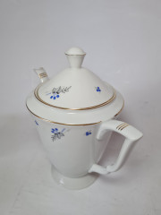 H&amp;C Chodau Czechoslovakia Набор  чайник, молочник, сахарница из белого фарфора с голубыми цветочками и серыми листьями с золотым ободком, Чехословакия, 1960-70гг.