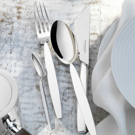 Robbe & Berking Robbe & Berking 12 - 150 g versilbert Menubesteck Set 4-tlg. Robbe & Berking 12 - Набор столовых приборов посеребренный 150 г, 4 предм.