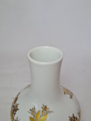 Ваза винтажная Heinrich с золотым цветочным декором, фарфор, средняя, Германия, 1970-80гг.