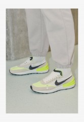 Nike Sportswear WAFFLE ONE Sneaker low summit white/black/volt WAFFLE ONE кроссовки женские низкие саммит белый/черный/вольт