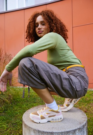 Nike Sportswear W ZOOM AIR FIRE Sneaker low light orewood brown/pink oxford/sesame/archaeo brown/solar flare/canyon rust W ZOOM AIR FIRE кроссовки женские низкие светлый коричневый цвет рудного дерева / розовый оксфорд / кунжут / архео-коричневый / солнеч