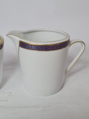 Молочник и сахарница винтажные PMR Jager &amp; Co Bavaria, белый фарфор с золотисто-голубым узором, 11 x 8,5 см / 15 см / 20,5 см, Германия, 1960-70гг.