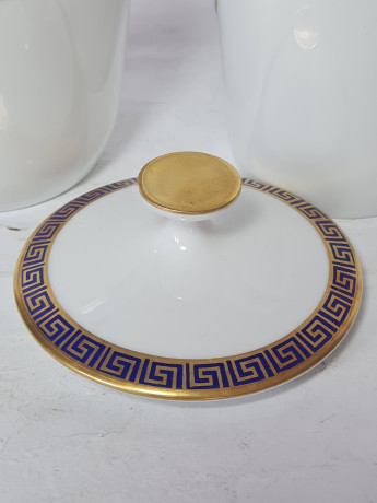 Молочник и сахарница винтажные PMR Jager & Co Bavaria, белый фарфор с золотисто-голубым узором, 11 x 8,5 см / 15 см / 20,5 см, Германия, 1960-70гг.