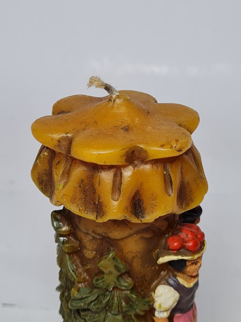 Свеча восковая винтажная Im Stil Gunter "Влюбленная пара среди деревьев", 13 см, Германия, 1960-70гг.