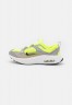 Nike Sportswear W AIR MAX BLISS NN Sneaker low volt/black metallic/silver summit/white cobblestone W AIR MAX BLISS NN Низкие кроссовки женские вольт/черный металлик/серебряная вершина/белый булыжник