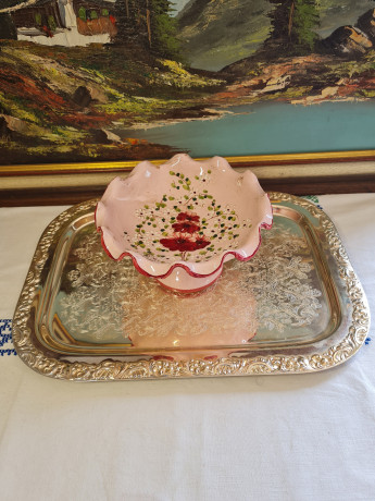 Фруктовница винтажная на ножке, в розовых тонах, с цветочным декором, керамика, Германия, 1970-80гг.