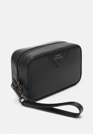 Tommy Hilfiger MODERN WASHBAG UNISEX Wash bag black MODERN WASHBAG UNISEX Мешок для стирки черный