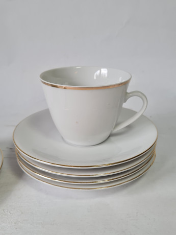 Набор чайный винтажный Seltmann Weiden K. Bavaria, белый фарфор с золотым кантом, чашка 3 шт., блюдце - 6 шт., Германия, 1960-1970гг.