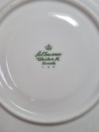 Набор чайный винтажный Seltmann Weiden K. Bavaria, белый фарфор с золотым кантом, чашка 3 шт., блюдце - 6 шт., Германия, 1960-1970гг.