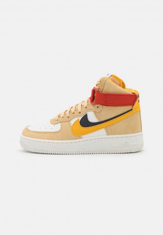 Nike Sportswear WMNS AIR FORCE 1 HI SE Sneaker high sesame/yellow ochre/sail/off noir/cinnabar/white WMNS AIR FORCE 1 HI SE Высокие кроссовки женские кунжут/желтая охра/парус/off noir/киноварь/белый