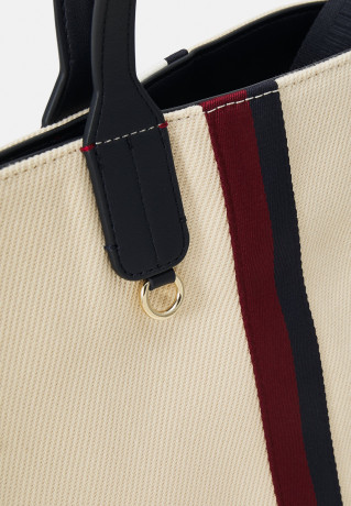 Tommy Hilfiger ICONIC TOMMY TOTE CORP Tote bag sugarcane corp twill ICONIC TOMMY TOTE CORP Сумка-тоут саржа из сахарного тростника