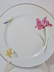Блюдо винтажное PMR Bavaria Jaeger &amp; CO, белый фарфор с розово-сине-желтым цветочным рисунком, 27 x 2,5 см, Германия, 1960-70гг.