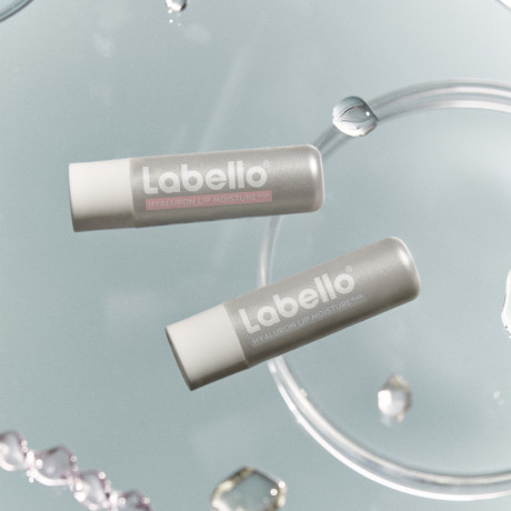 Labello Hyaluron Lip Moisture Plus, Бесцветный бальзам для губ с гиалуроновой кислотой и миндальным маслом для увлажнения и мягкости, 4,8 г