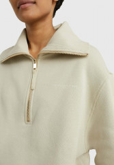 Tommy Hilfiger 1985 REG LOGO  Sweatshirt light sandalwood 1985 REG LOGO Толстовка светлое сандаловое дерево