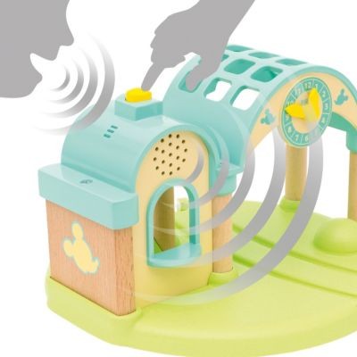 BRIO Micky Maus Bahnhof mit Aufnahmefunktion Станция Микки Мауса с функцией записи