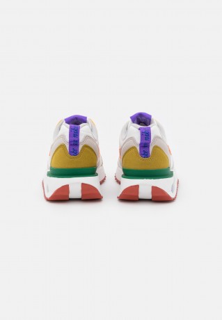 Nike Sportswear W AIR MAX DAWN NN Sneaker low summit white/honeydew/moon fossil/gorge green/light silver/light orewood brown W AIR MAX DAWN NN кроссовки женские низкие вершина белый/медвяная роса/лунная ископаемая/зеленое ущелье/светло-серебристый/светло-
