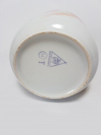 Royal Dux Bohemia Czechoslovakia Чашка с ручкой "Красные маки" с позолоченной цифрой 70, 9,5см x 12см, Чехословакия, 1960-70гг.