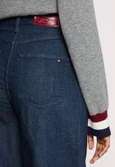 Tommy Hilfiger PLEATED WIDE LEG Relaxed fit jeans nala PLEATED WIDE LEG Джинсы свободного кроя хорошо