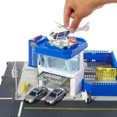 Mattel Matchbox Action Drivers Police Station Playset Игровой набор «Полицейский полицейский участок» Action Drivers Matchbox