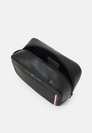 Tommy Hilfiger WASHBAG UNISEX Wash bag black UNISEX WASH BAG Сумка для стирки черный