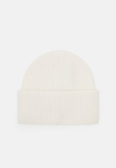 Tommy Hilfiger ELEVATED  BEANIE Beanie ivory ПОВЫШЕННАЯ ШАПКА Шапочка слоновая кость