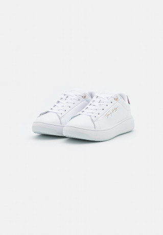 Tommy Hilfiger SIGNATURE COURT Trainers white ПОДПИСЬ СУД Кроссовки белый